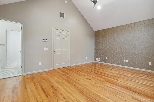 Building Photo - 51 Colby Ln