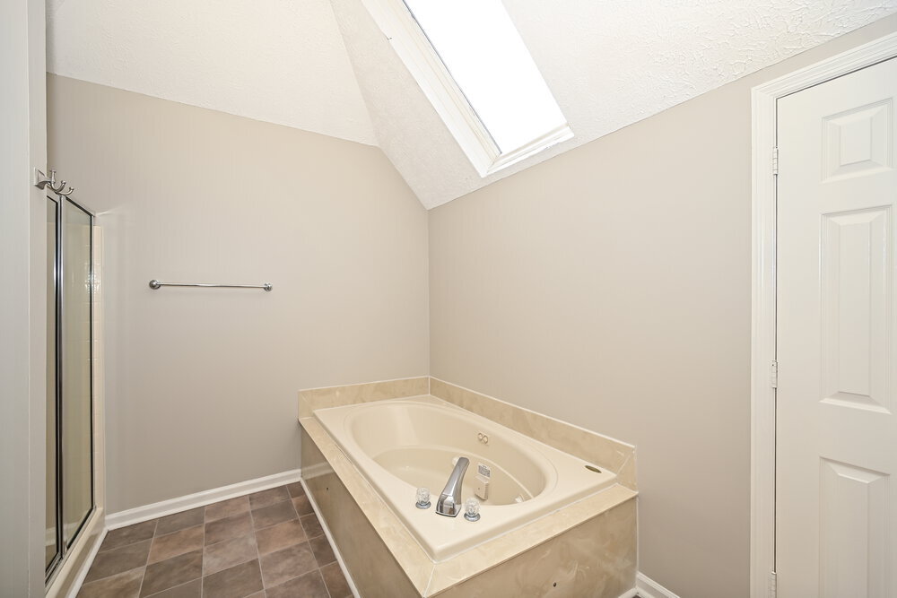 Building Photo - 6005 Bradford Hills Dr