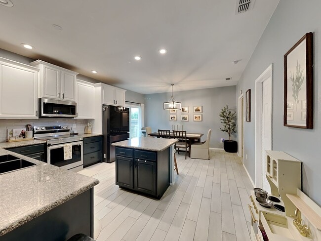 Building Photo - Coming Soon! Terrific two-story home in the Twin Mills Addition!