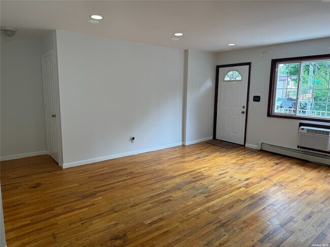 Building Photo - 119-26 153rd St
