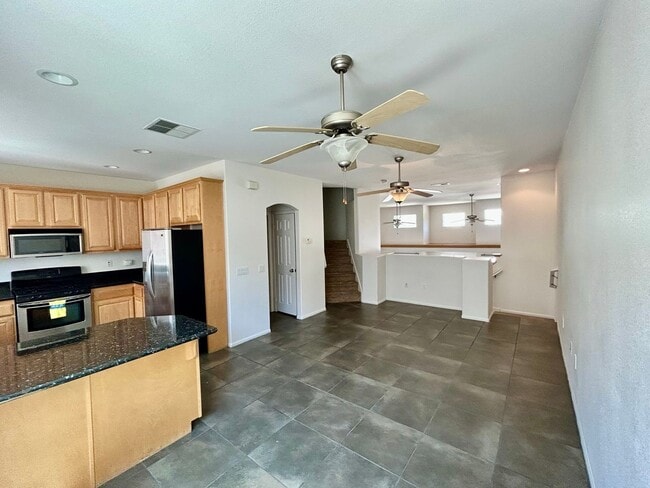Building Photo - Spacious 3-Bedroom, 2.5-Bath Condo for Ren...