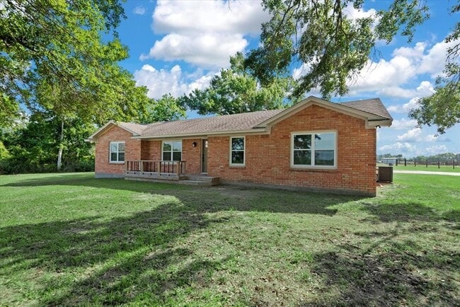 Building Photo - 28792 Waller Gladish Rd