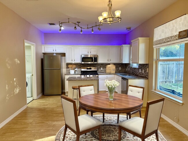 Kitchen - 1504 Plume Grass Pl