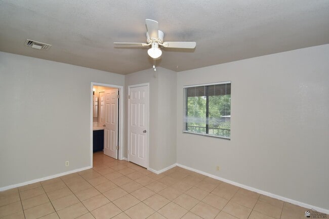 Building Photo - 1101 S Avenue C