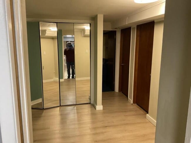Building Photo - 2 bedroom in Seattle WA 98125