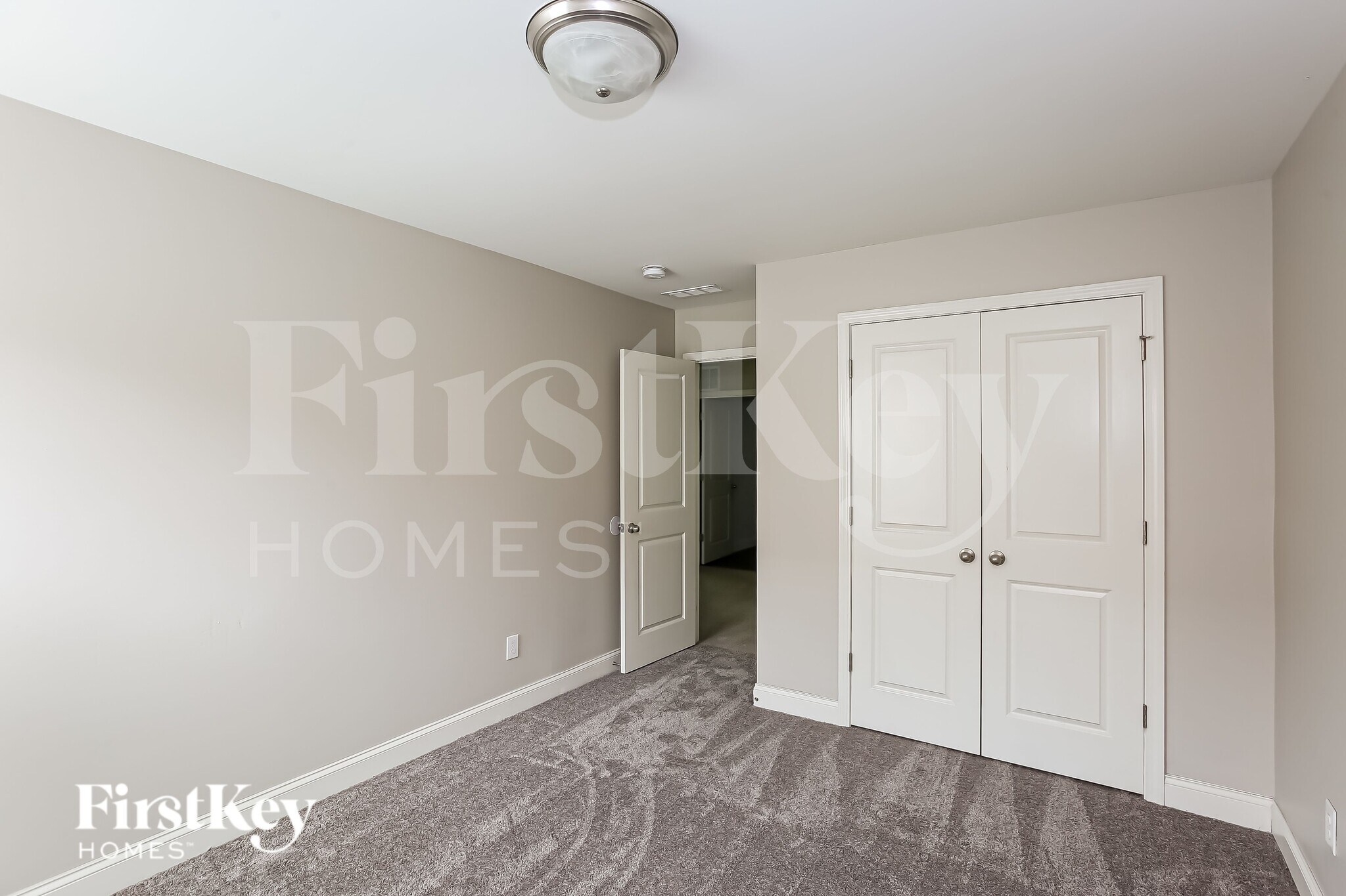 Building Photo - 9232 Evans Creek Ct