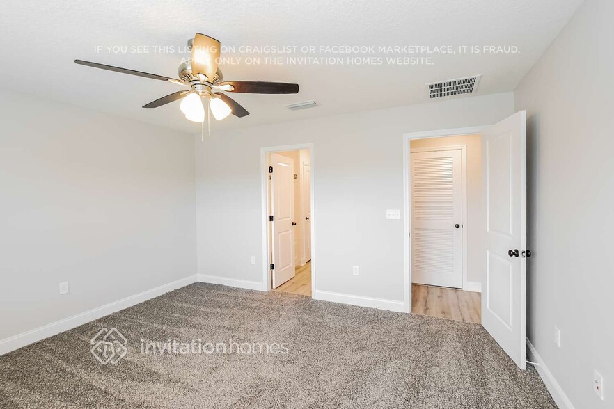 Building Photo - 14545 Needham Dr