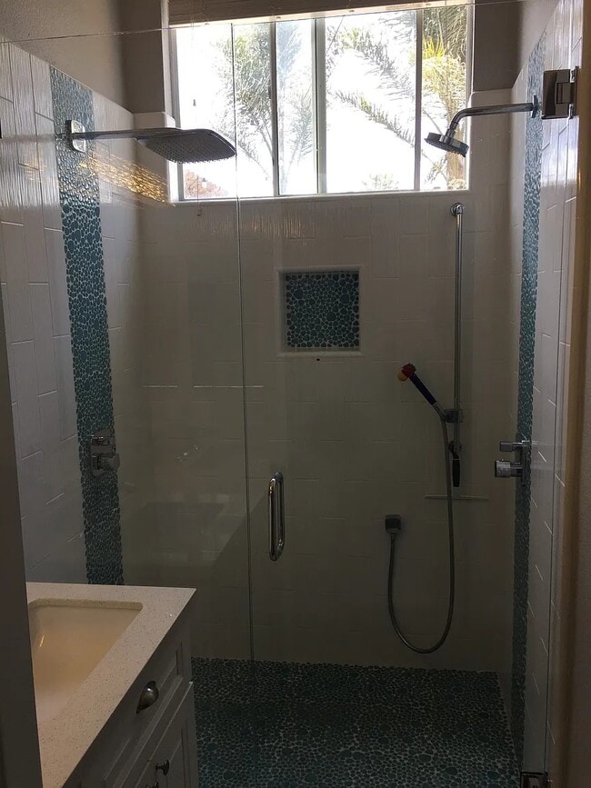 Building Photo - 190 San Tropez Dr