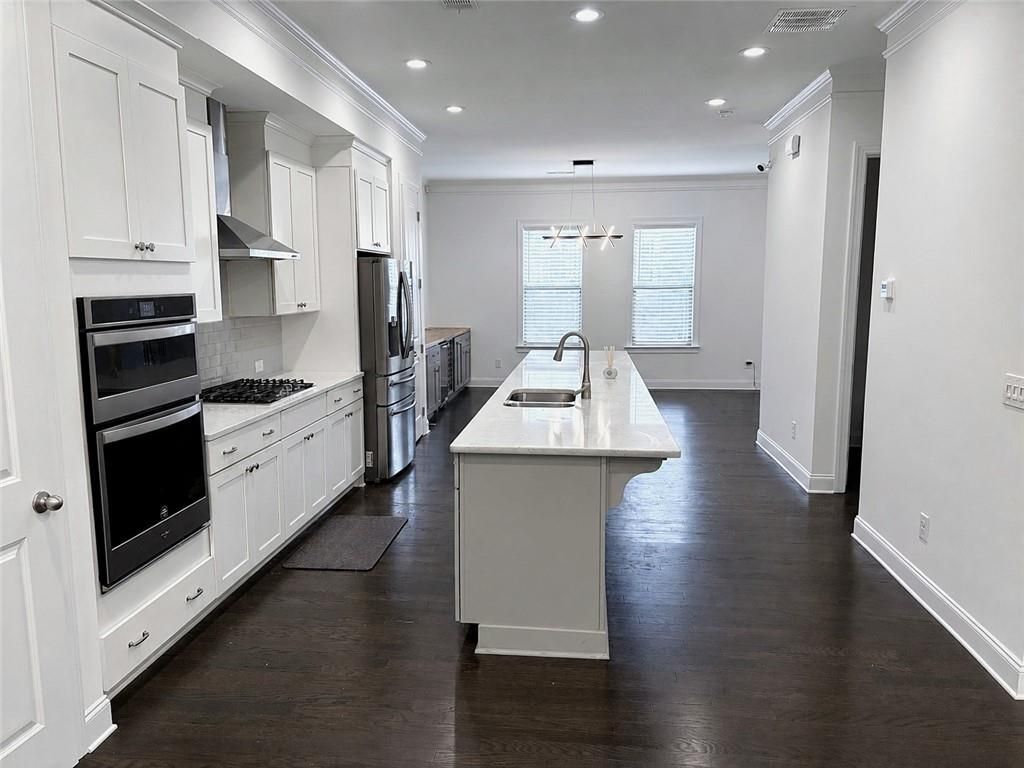 Building Photo - 3756 Huger Pl