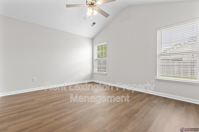 Building Photo - 2297 Spurr Rd
