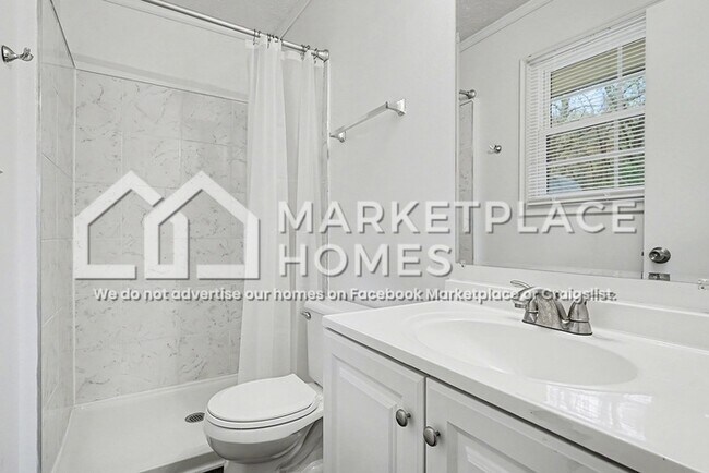 Building Photo - 4118 Ponderosa Dr SW