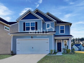 Building Photo - 533 Lateleaf Dr
