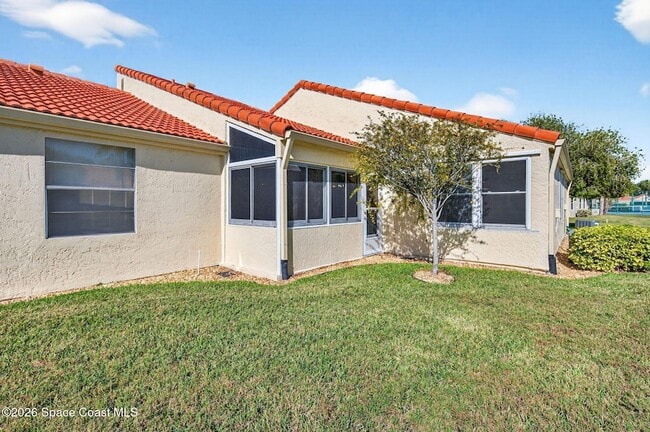 Building Photo - 737 Green Valley Ln