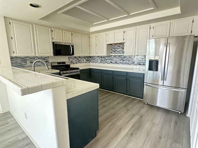 Building Photo - 28605 Broadstone Way