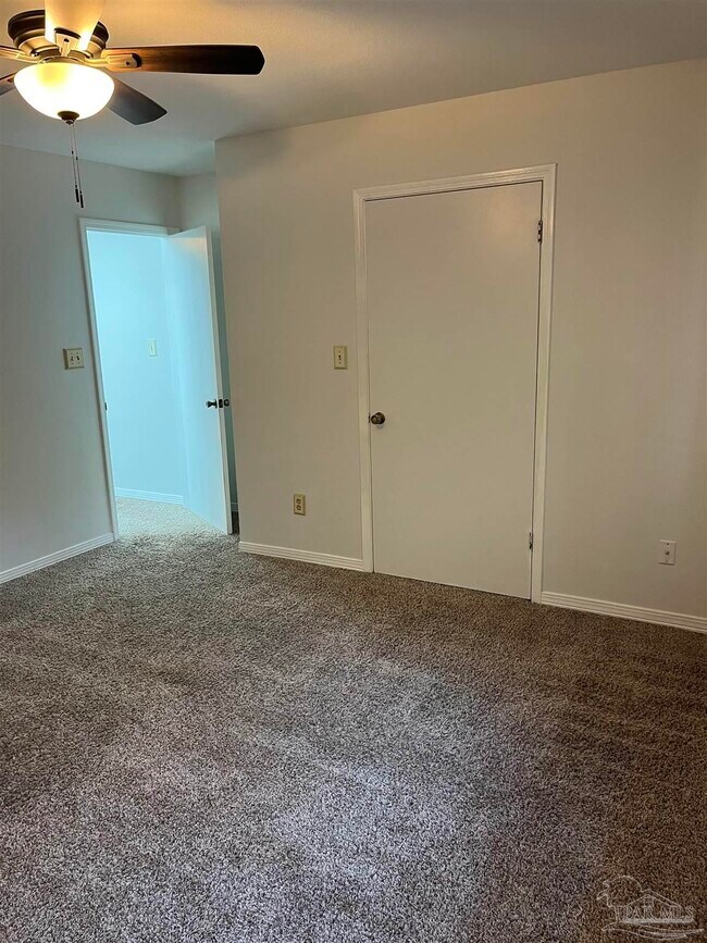 Building Photo - 4277 Brookside Dr