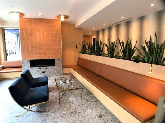 Building Photo - 9-11 Burney St