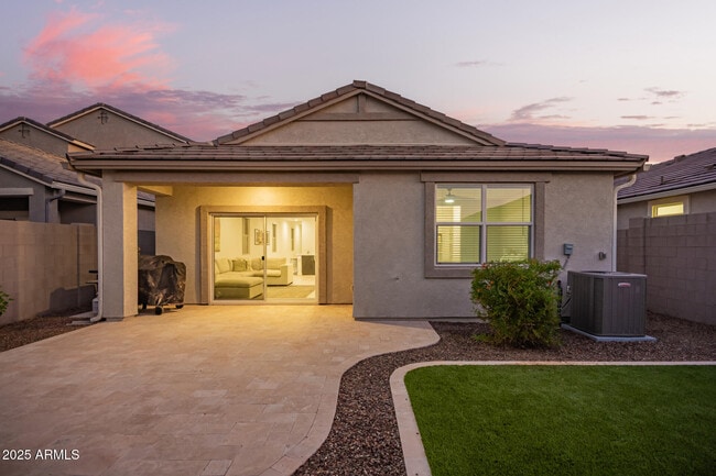 Building Photo - 3274 W Stradling Ave