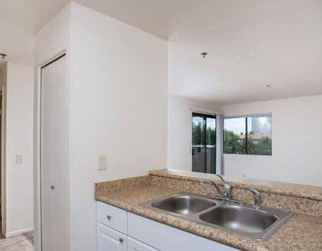 Interior Photo - Oak Terrace Apartments