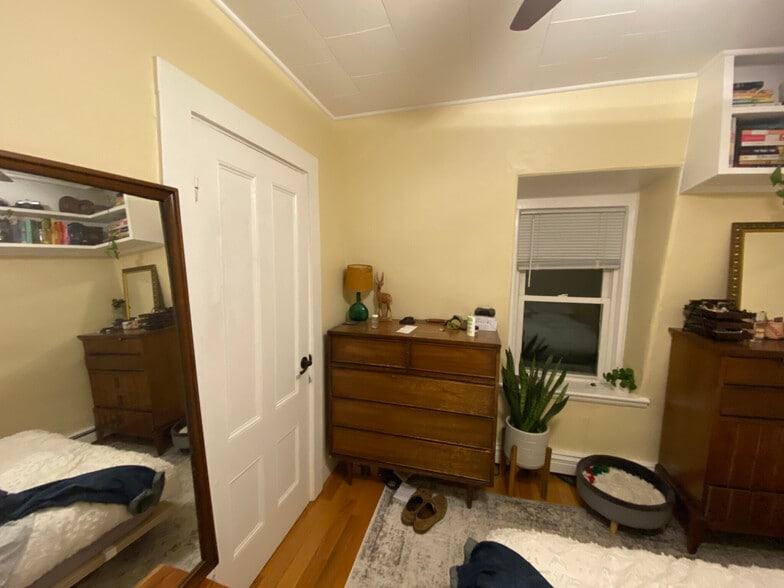 Building Photo - 12 Claremon St