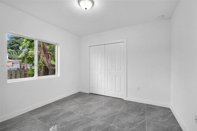 Building Photo - 2448 NW 42nd St
