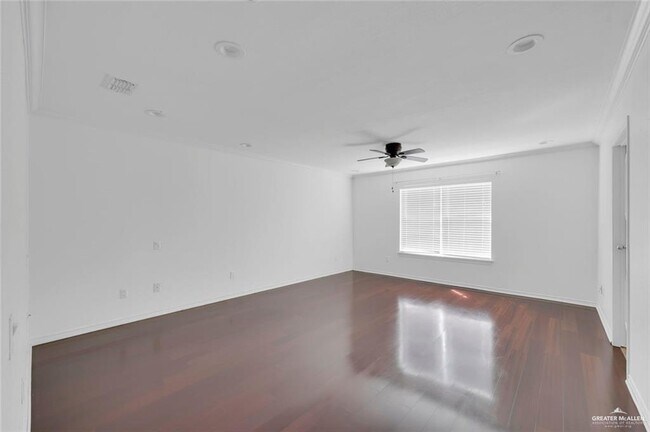 Building Photo - 16 Wichita Ave