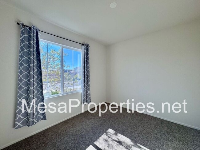 Building Photo - 11784 Ginger St