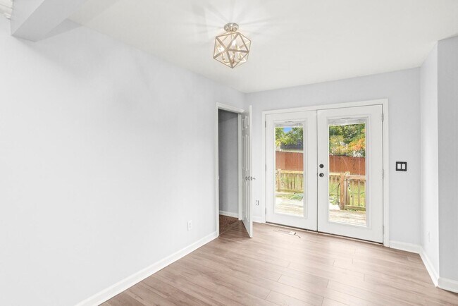 Building Photo - 2845 Jessie Ct