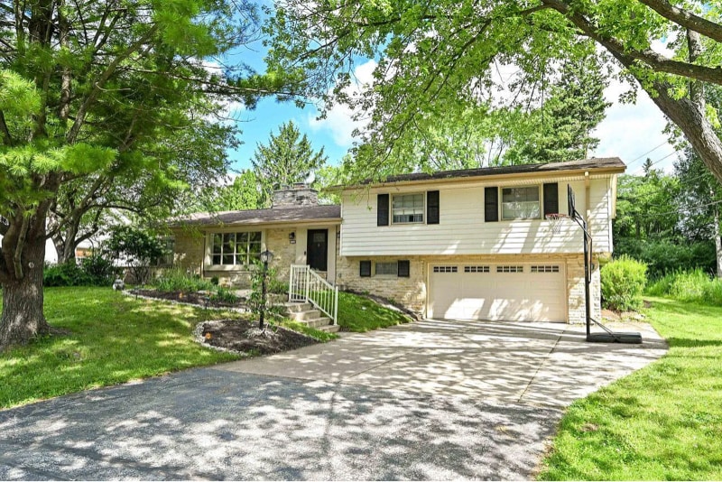 Building Photo - 2526 W Dunwood Rd