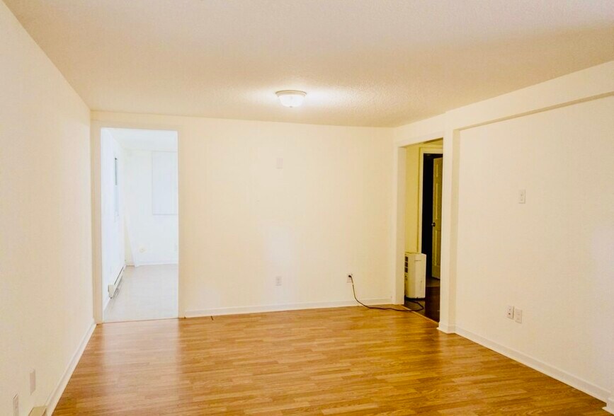 Building Photo - 37 Cedar Hill Ln