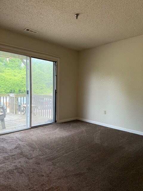 Building Photo - 2103 N Keebler Ave