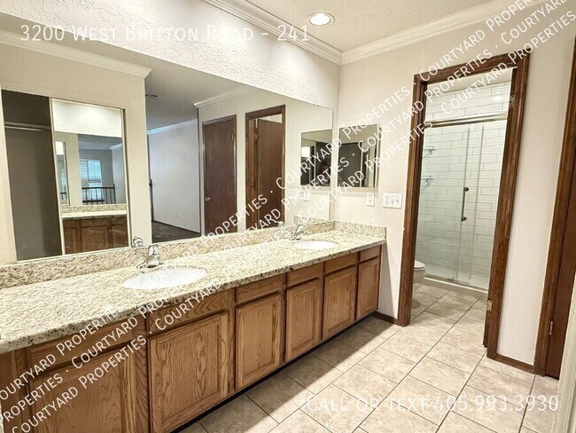 Building Photo - 3200 W Britton Rd