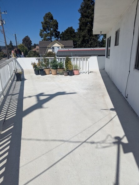 Building Photo - 918 N Branciforte Ave