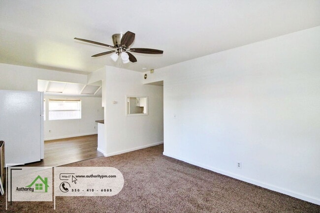 Building Photo - 19087 Leaf Ln