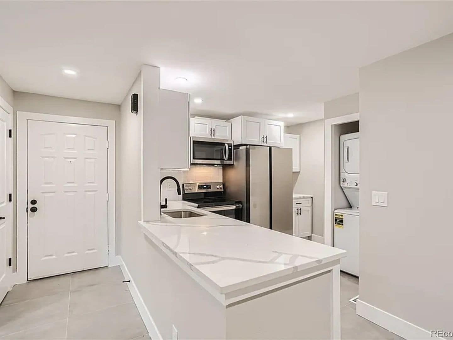 Building Photo - 7899 Allison Way