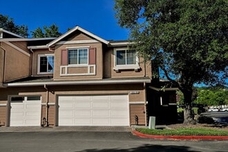 Building Photo - Bright and Spacious, 2BD/2.5BA, Two-Story Condo in Oak Creek in San Ramon- Available NOW!