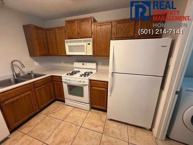 Building Photo - 2503 S 1st-