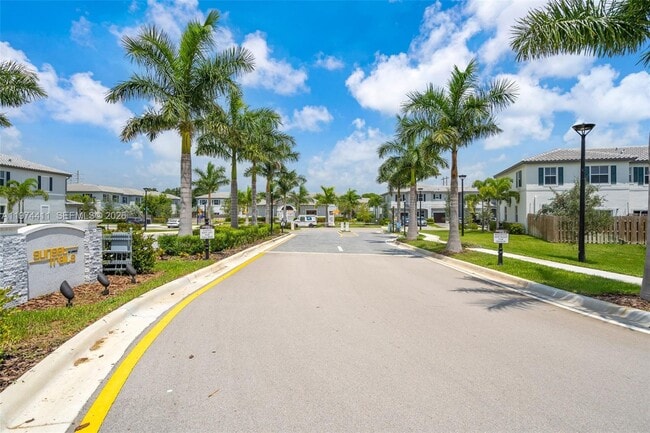 Building Photo - 11927 NW 46th St