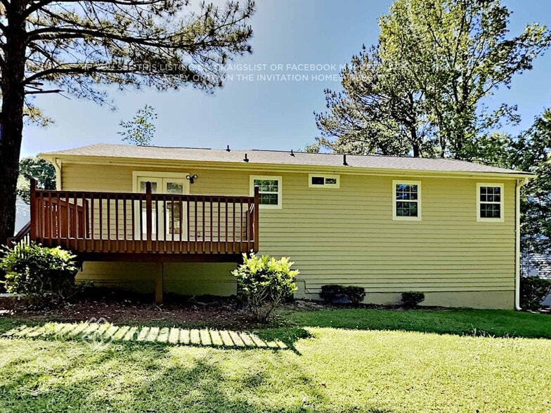 Building Photo - 6603 Mitchell Ln SW