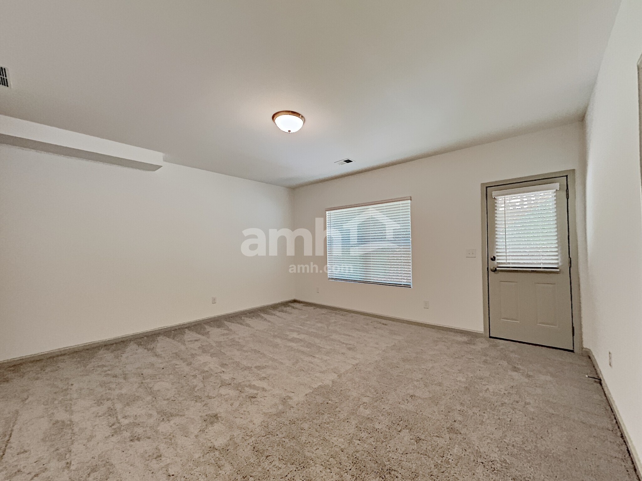 Building Photo - 215 N Fortune Way