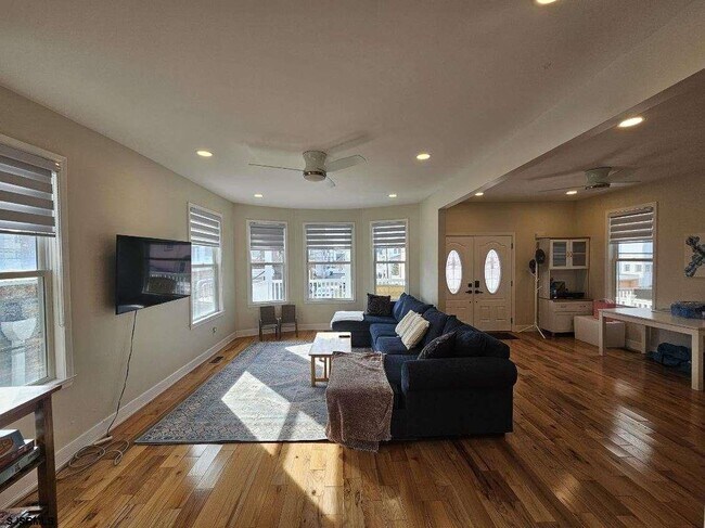 Building Photo - 27 S Little Rock Ave