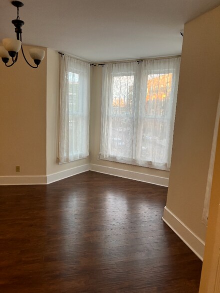 Building Photo - 830 Alabama St