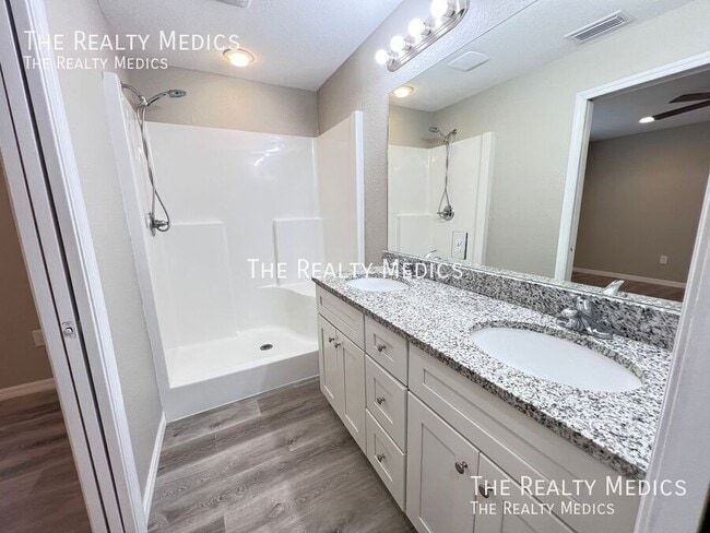 Building Photo - 405 Malauka Loop