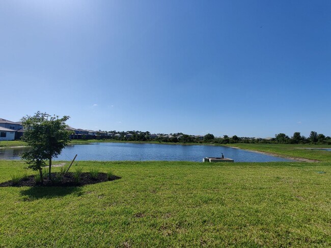 Building Photo - 6140 Baywood Ct