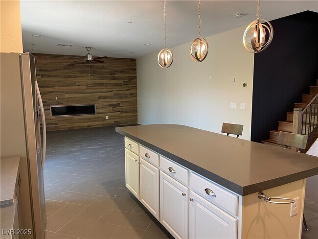 Building Photo - 3073 Hushed Sonnet Ave