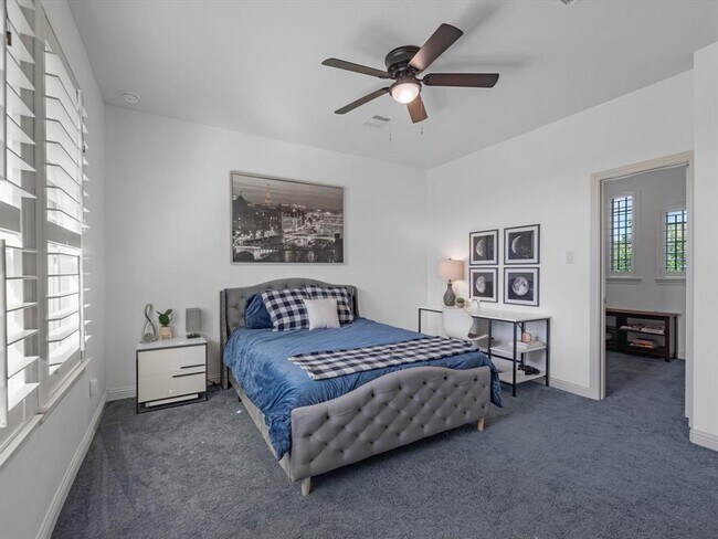 Building Photo - 19003 Cove Manor Dr