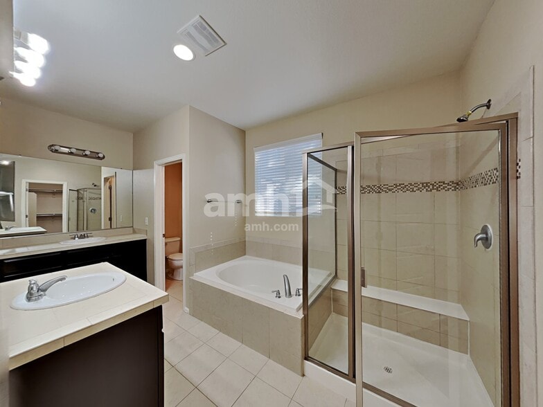 Building Photo - 137 Sand Cherry St