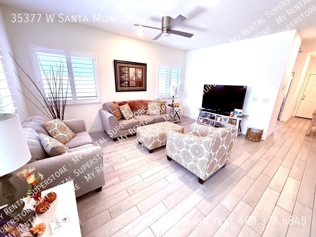 Building Photo - 35377 W Santa Monica Ave