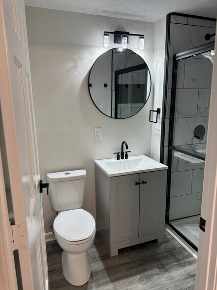 Building Photo - 6210 Alter Rd