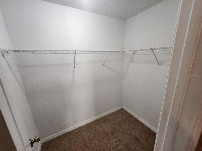 Building Photo - 635 Bluebill Ct