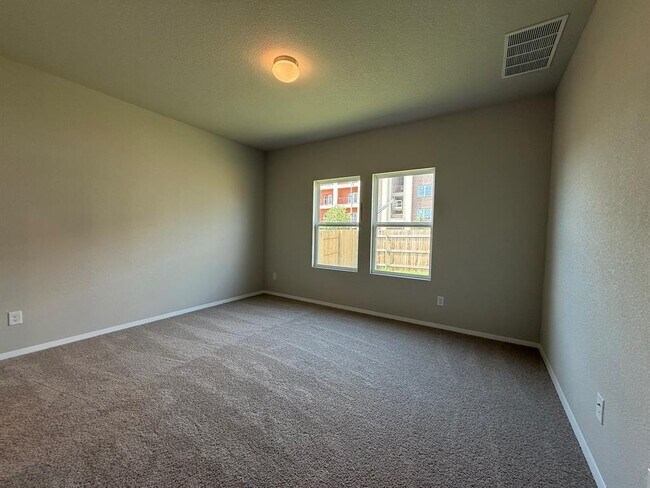 Building Photo - 2705 Totley Rd